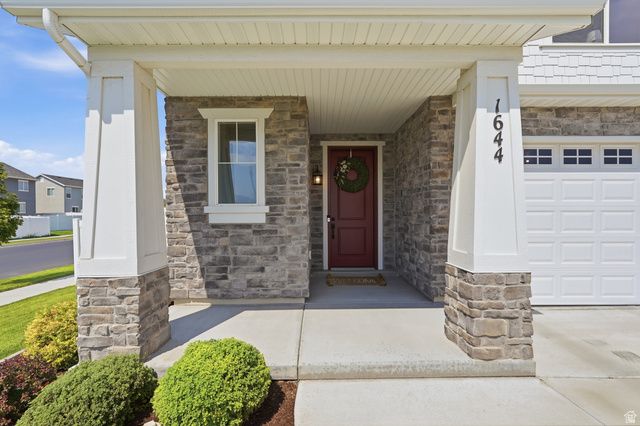 1644 W RED PINE DR, Syracuse, UT 84075