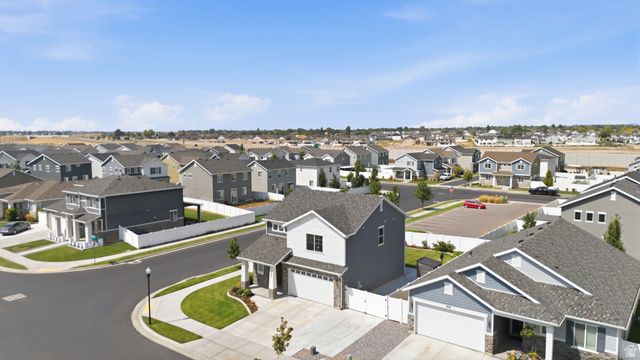 1644 W RED PINE DR, Syracuse, UT 84075