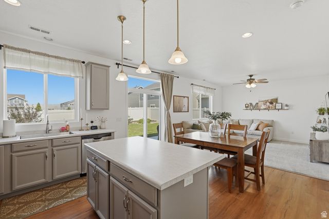 1644 W RED PINE DR, Syracuse, UT 84075