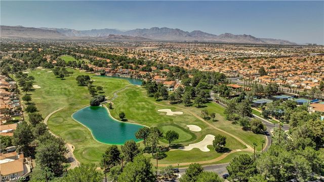 4950 Crooked Stick Way Way, Las Vegas, NV 89113