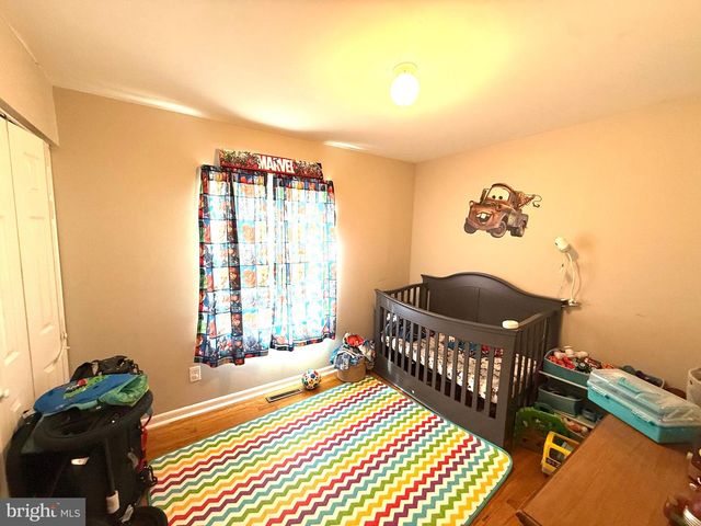 879 BROADFIELD DR, Newark, DE 19713