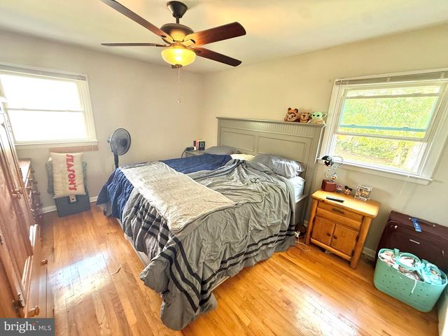 879 BROADFIELD DR, Newark, DE 19713
