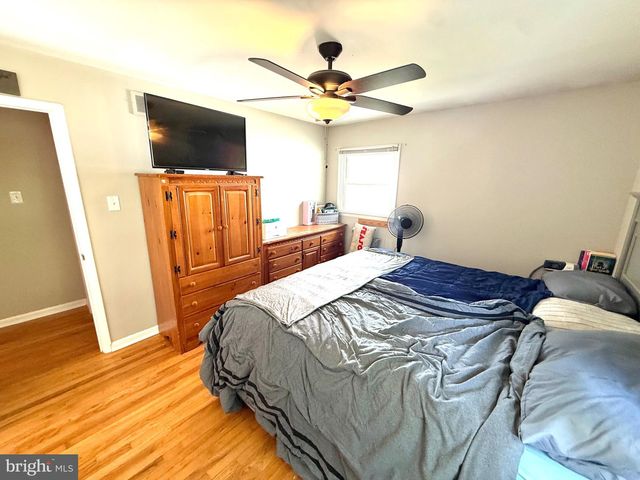 879 BROADFIELD DR, Newark, DE 19713