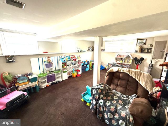 879 BROADFIELD DR, Newark, DE 19713