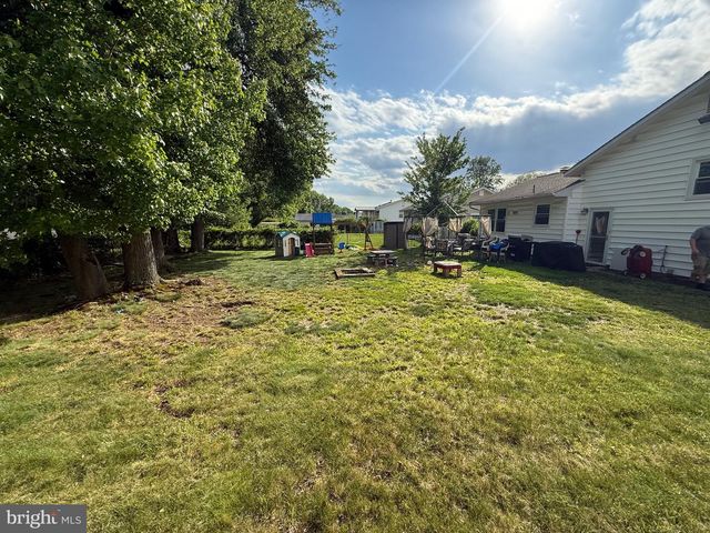 879 BROADFIELD DR, Newark, DE 19713