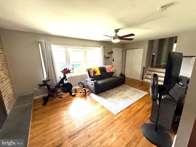 879 BROADFIELD DR, Newark, DE 19713