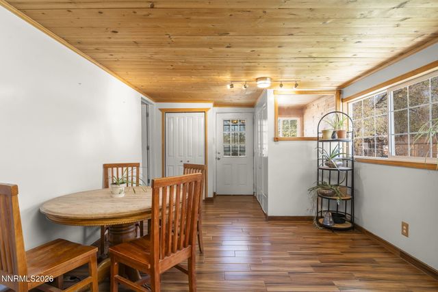 5660 Igloo Drive, Sun Valley, NV 89433