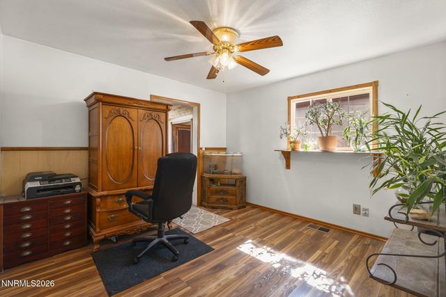 5660 Igloo Drive, Sun Valley, NV 89433