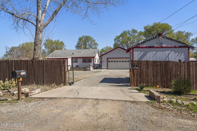 5660 Igloo Drive, Sun Valley, NV 89433