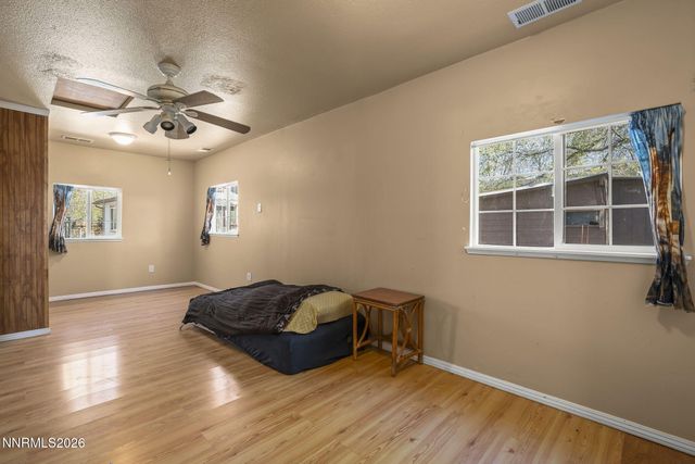 5660 Igloo Drive, Sun Valley, NV 89433