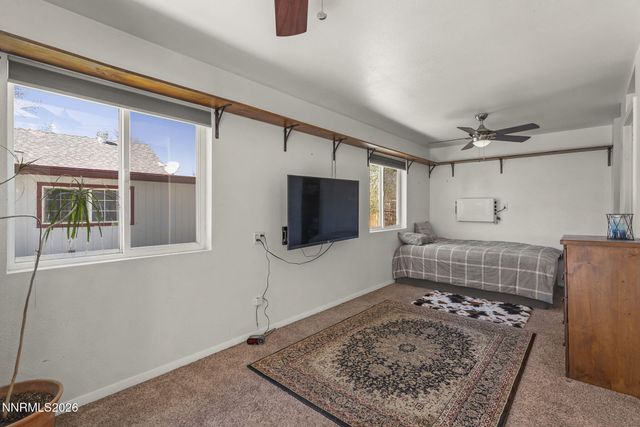 5660 Igloo Drive, Sun Valley, NV 89433