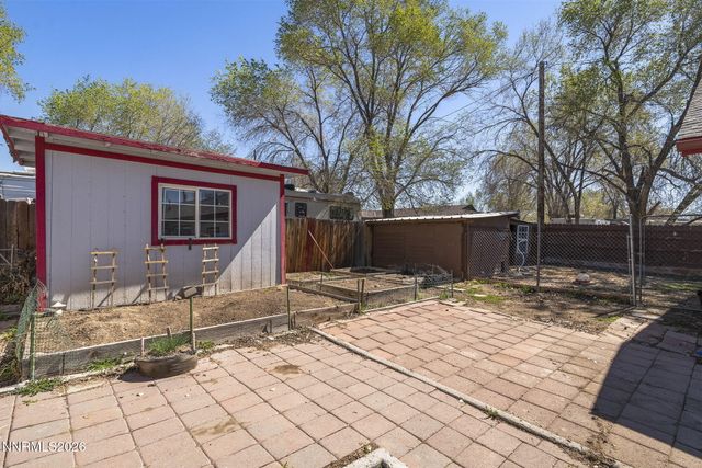 5660 Igloo Drive, Sun Valley, NV 89433