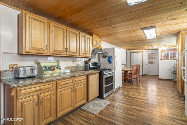 5660 Igloo Drive, Sun Valley, NV 89433