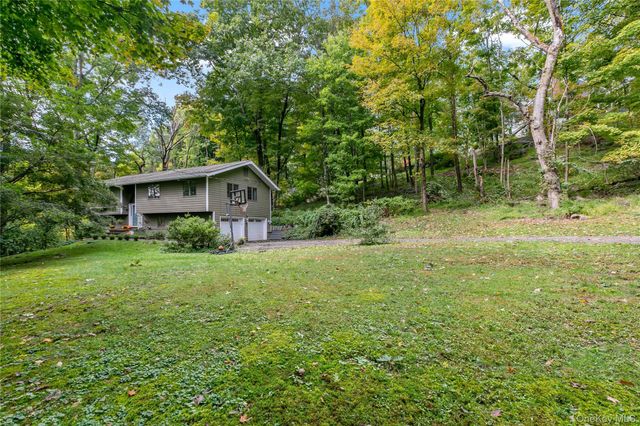999 Cliff Avenue, Yorktown Heights, NY 10598