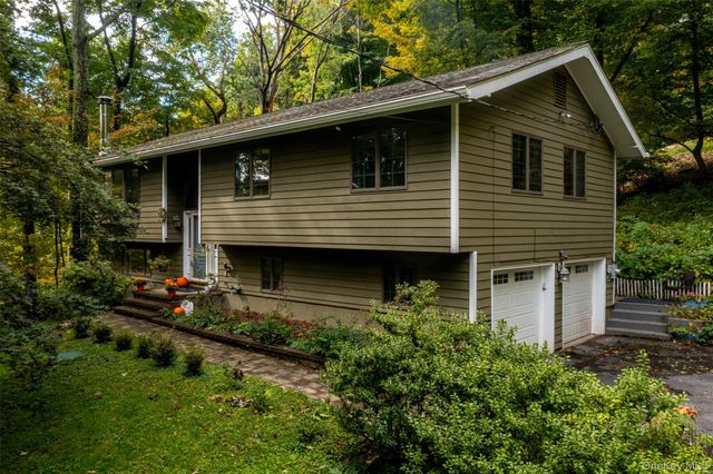 999 Cliff Avenue, Yorktown Heights, NY 10598