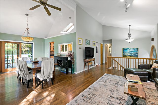 999 Cliff Avenue, Yorktown Heights, NY 10598