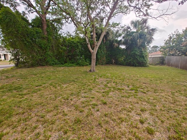 410 Fernandina Street NW, Palm Bay, FL 32907