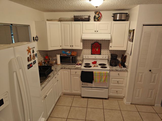 410 Fernandina Street NW, Palm Bay, FL 32907