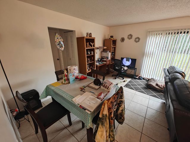 410 Fernandina Street NW, Palm Bay, FL 32907