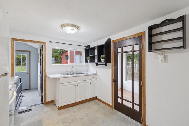 2821 W Court Street, Janesville, WI 53548