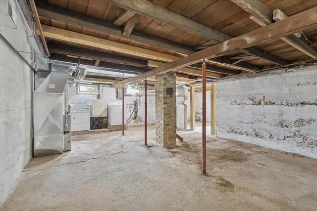 2821 W Court Street, Janesville, WI 53548