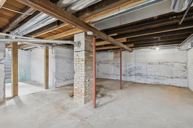 2821 W Court Street, Janesville, WI 53548