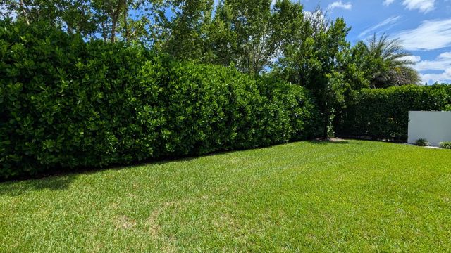 5011 BELAND Drive, Wellington, FL 33467