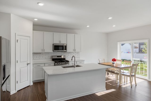 3830 Brander Drive, Valparaiso, IN 46385