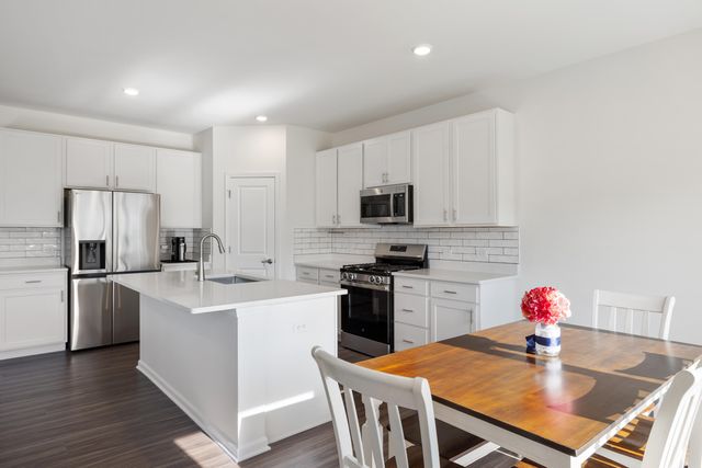 3830 Brander Drive, Valparaiso, IN 46385