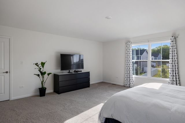 3830 Brander Drive, Valparaiso, IN 46385