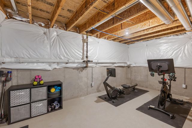 3830 Brander Drive, Valparaiso, IN 46385