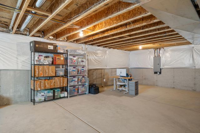 3830 Brander Drive, Valparaiso, IN 46385