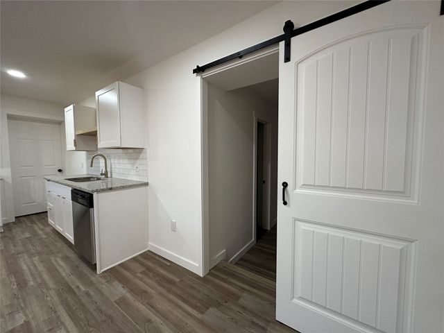 900 W Wrights Avenue, Comanche, TX 76442