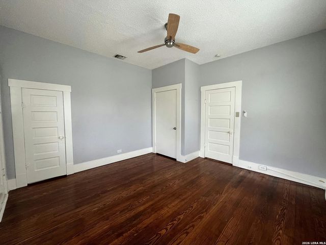 143 E Woodlawn Ave W, San Antonio, TX 78212