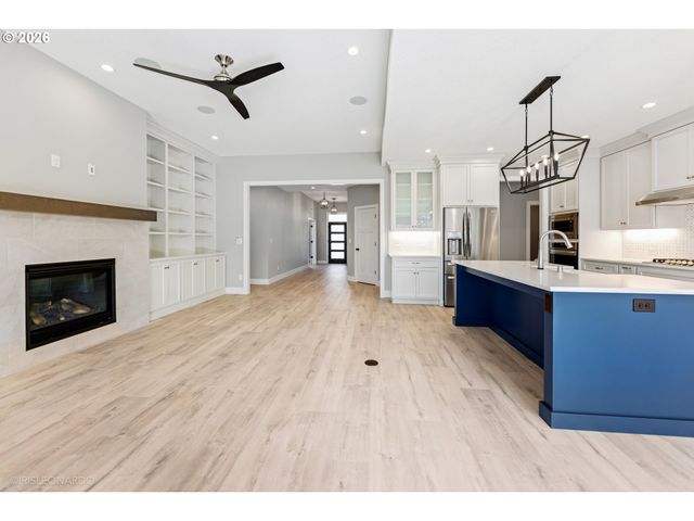 3547 W 2ND St, Washougal, WA 98671