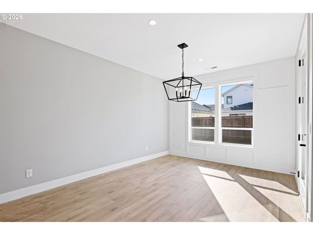 3547 W 2ND St, Washougal, WA 98671