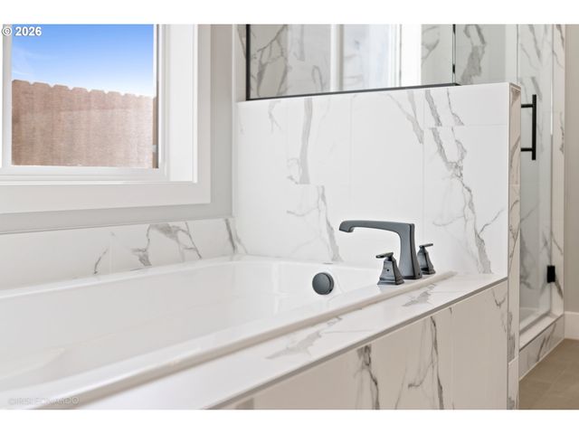 3547 W 2ND St, Washougal, WA 98671