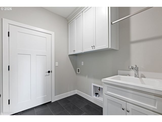 3547 W 2ND St, Washougal, WA 98671