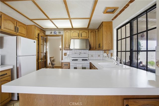 13538 Adlena, Moorpark, CA 93021