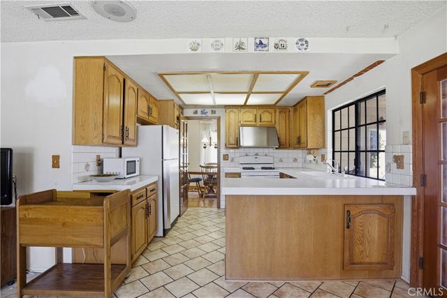 13538 Adlena, Moorpark, CA 93021