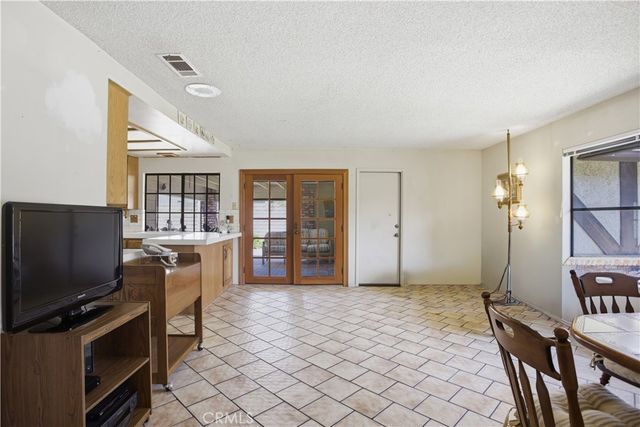 13538 Adlena, Moorpark, CA 93021