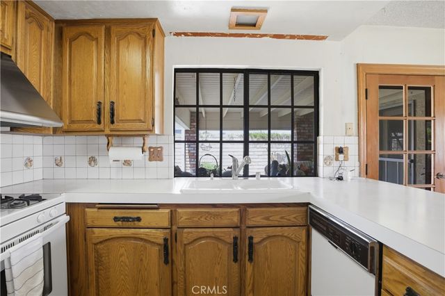 13538 Adlena, Moorpark, CA 93021