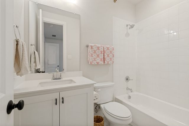 141 Longhorn Bend, Rhome, TX 76078