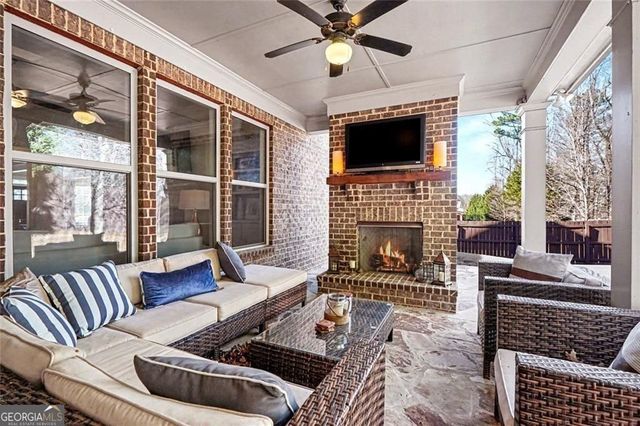 1036 Garner Creek Drive, Lilburn, GA 30047