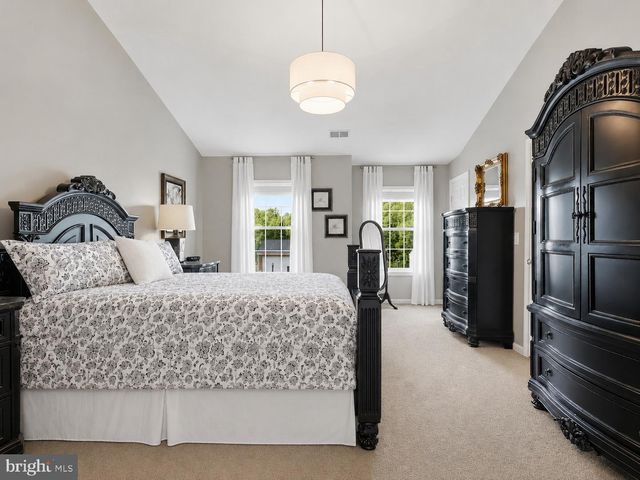 2856 MYRTLEWOOD DR, Dumfries, VA 22026
