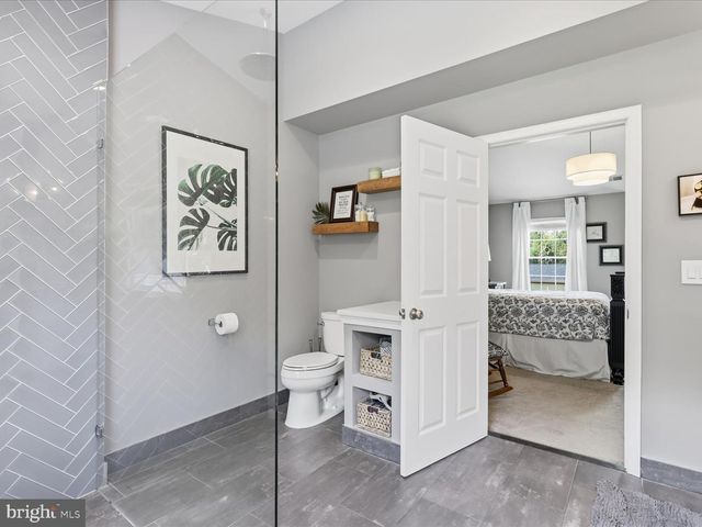 2856 MYRTLEWOOD DR, Dumfries, VA 22026