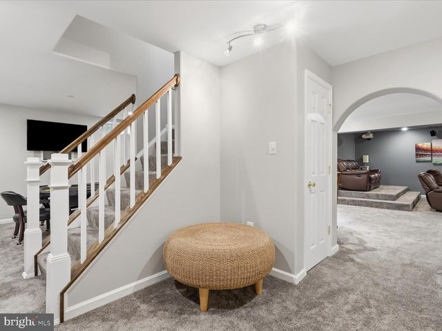 2856 MYRTLEWOOD DR, Dumfries, VA 22026
