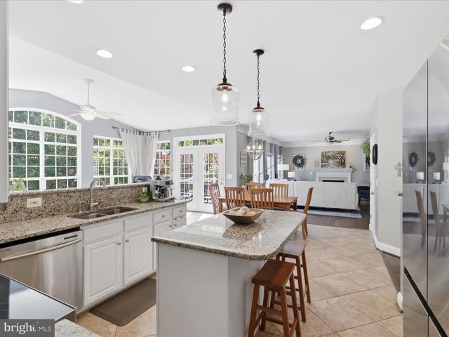 2856 MYRTLEWOOD DR, Dumfries, VA 22026