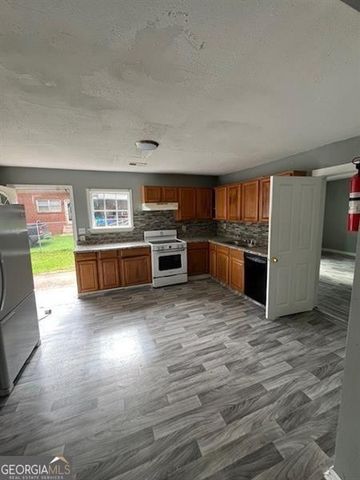 4402 Highland Road, Decatur, GA 30035