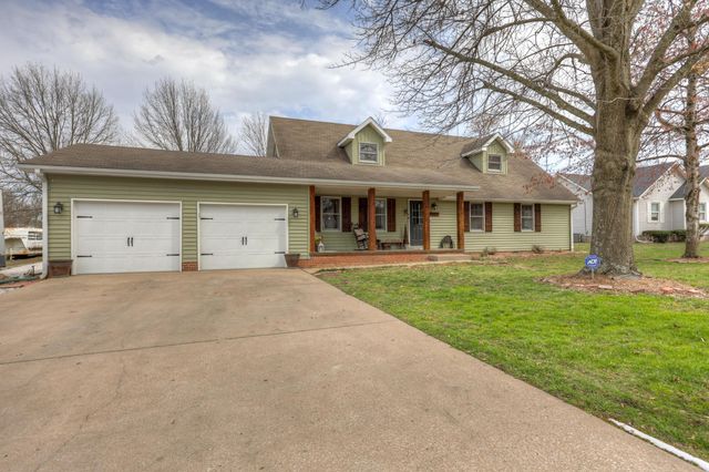 2032 Alison Street, Carthage, MO 64836